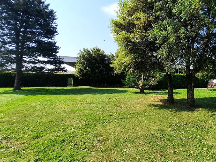 Immagine 3 di Villa in vendita  a Porcari