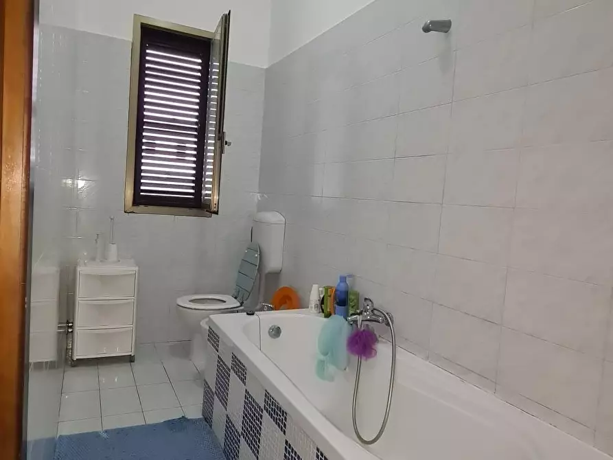 Immagine 15 di Appartamento in vendita  a Cascina