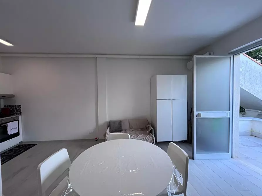 Immagine 8 di Appartamento in vendita  a Massa