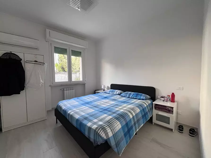 Immagine 9 di Appartamento in vendita  a Massa