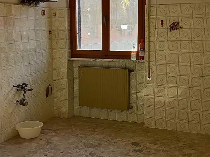 Immagine 8 di Appartamento in vendita  a Carrara