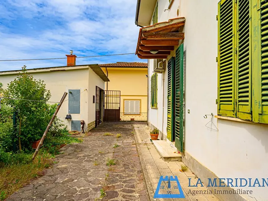 Immagine 53 di Casa indipendente in vendita  a Larciano