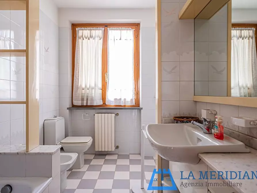 Immagine 16 di Casa indipendente in vendita  a Larciano