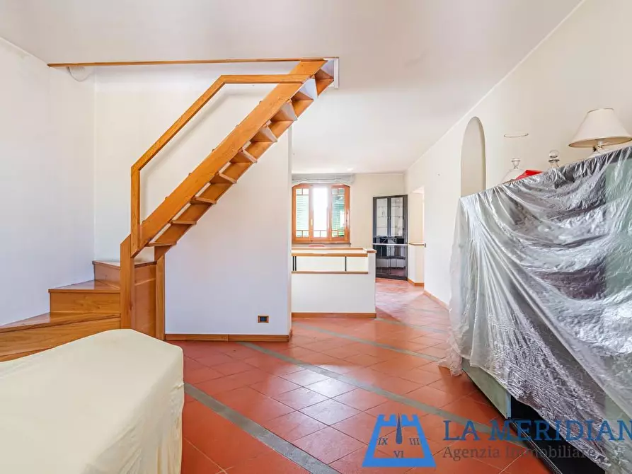 Immagine 10 di Casa indipendente in vendita  a Larciano