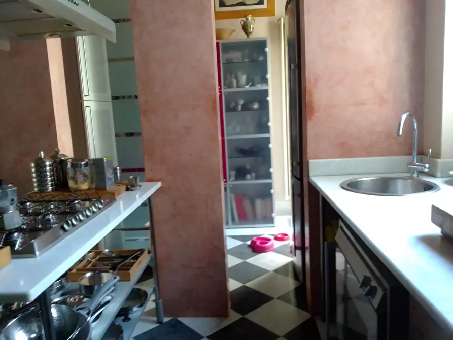 Immagine 15 di Appartamento in vendita  a Livorno