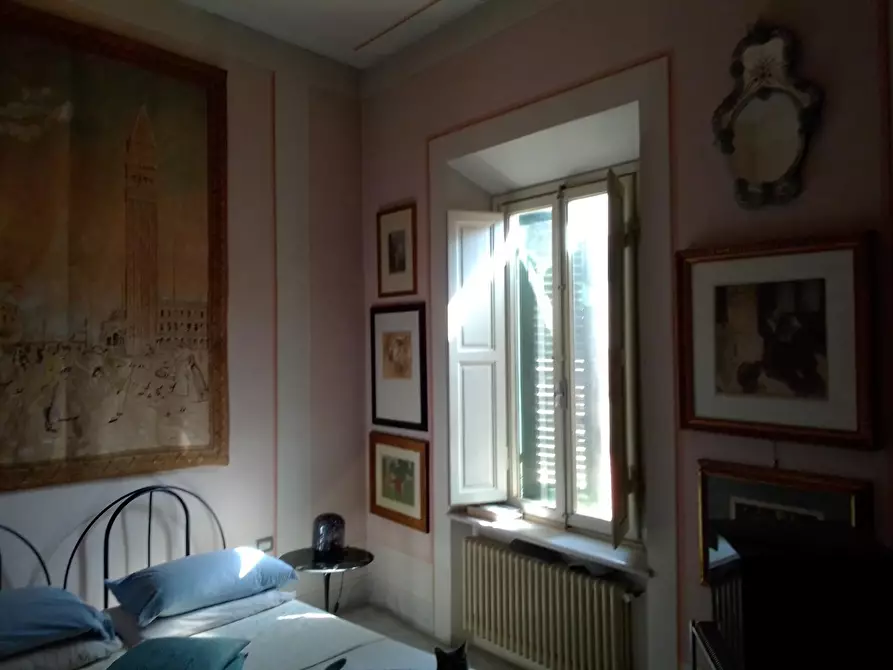 Immagine 10 di Appartamento in vendita  a Livorno