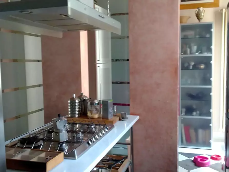 Immagine 12 di Appartamento in vendita  a Livorno