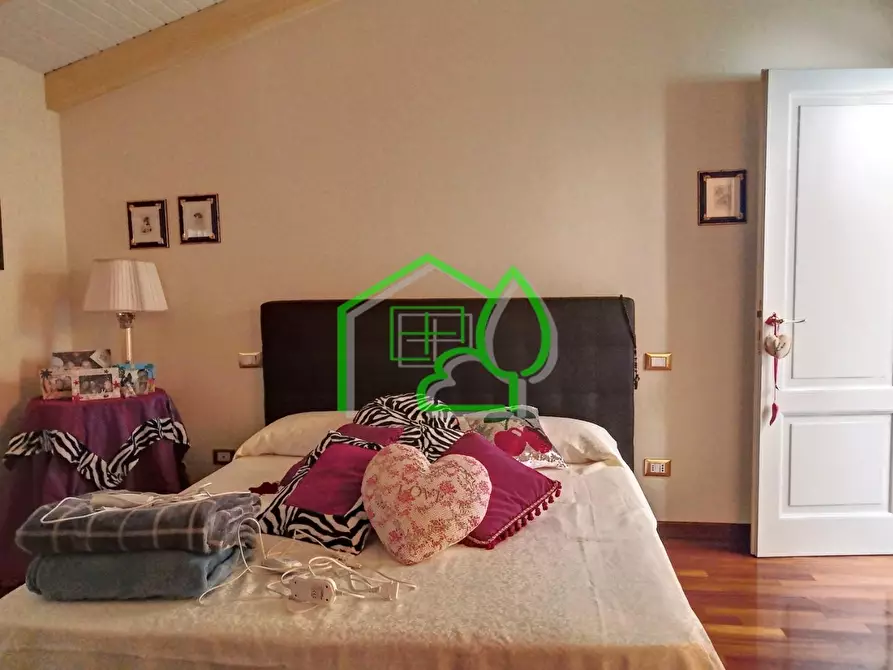 Immagine 35 di Villa in vendita  a Viareggio