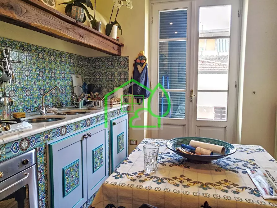 Immagine 19 di Villa in vendita  a Viareggio