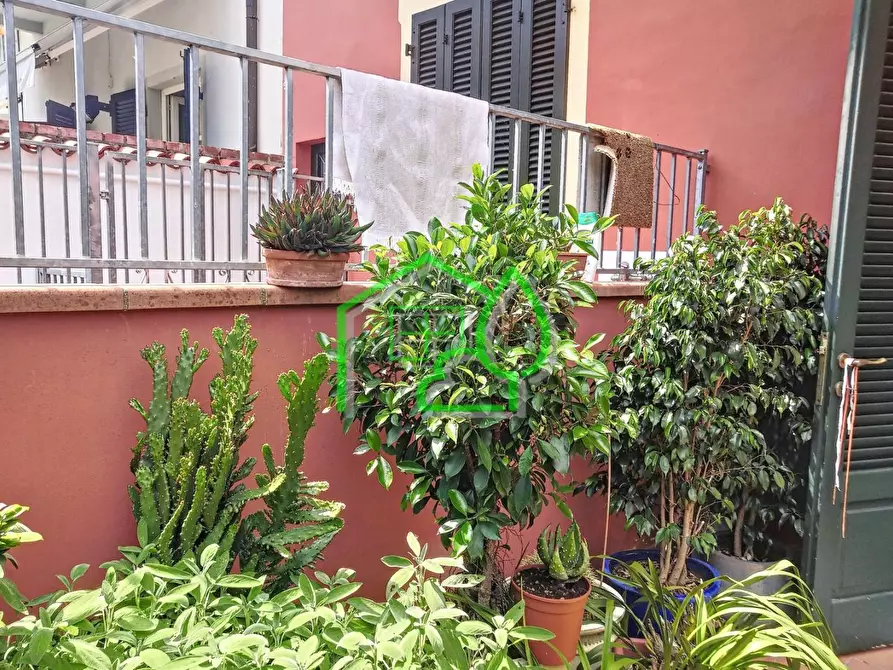 Immagine 45 di Villa in vendita  a Viareggio