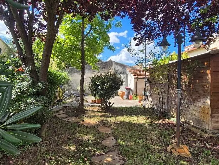 Immagine 48 di Villa in vendita  a Pisa