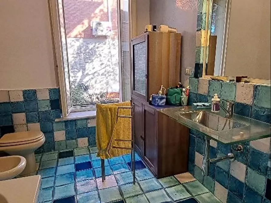 Immagine 35 di Villa in vendita  a Pisa