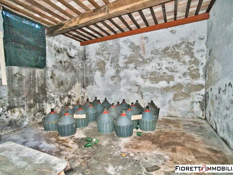 Immagine 21 di Porzione di casa in vendita  a Piombino