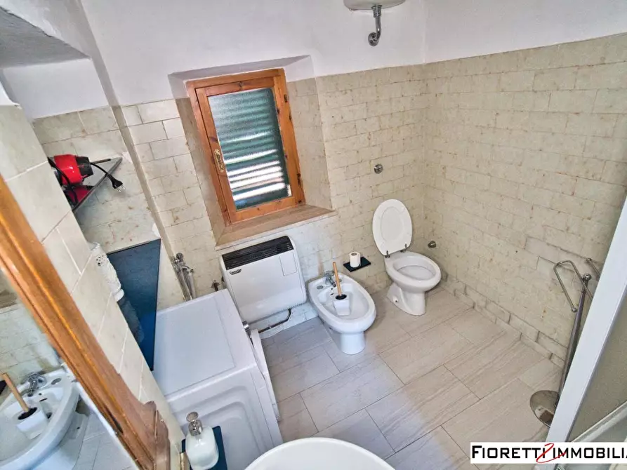 Immagine 23 di Porzione di casa in vendita  a Piombino