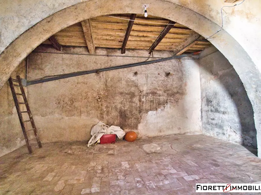 Immagine 26 di Porzione di casa in vendita  a Piombino