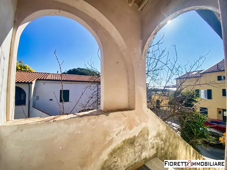 Immagine 3 di Porzione di casa in vendita  a Piombino