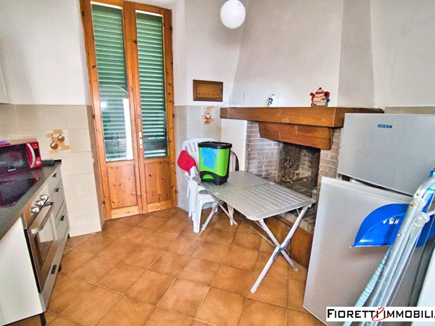 Immagine 8 di Porzione di casa in vendita  a Piombino