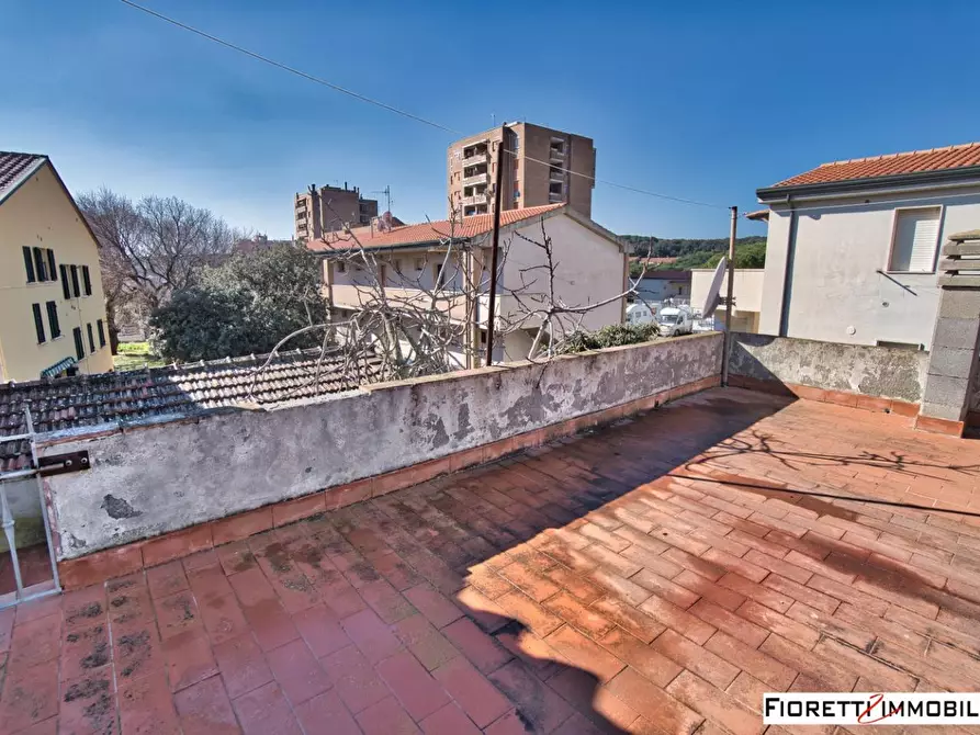 Immagine 19 di Porzione di casa in vendita  a Piombino