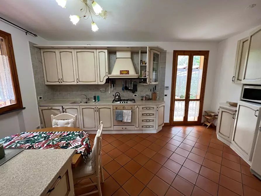 Immagine 8 di Villa in vendita  a Rosignano Marittimo