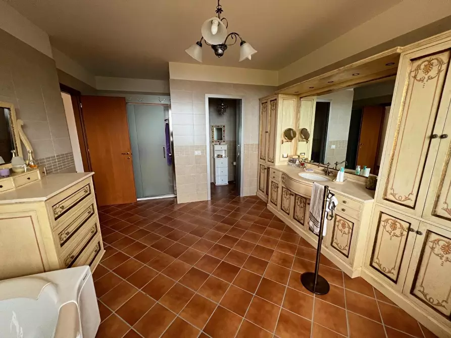 Immagine 16 di Villa in vendita  a Rosignano Marittimo