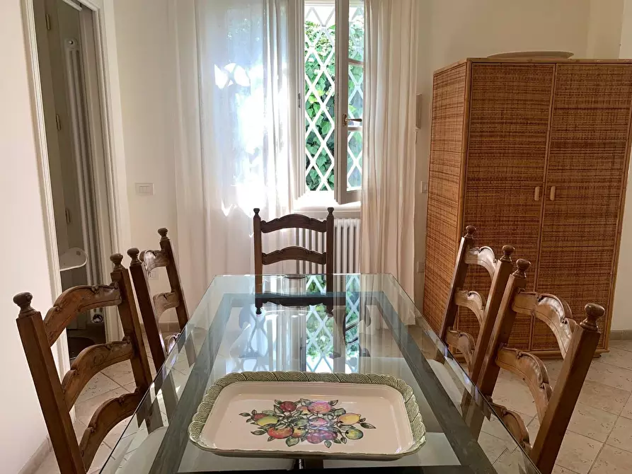 Immagine 11 di Villa in vendita  a Forte Dei Marmi