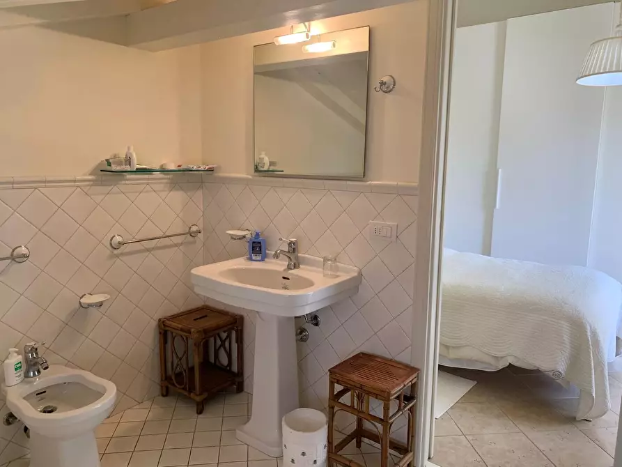 Immagine 28 di Villa in vendita  a Forte Dei Marmi