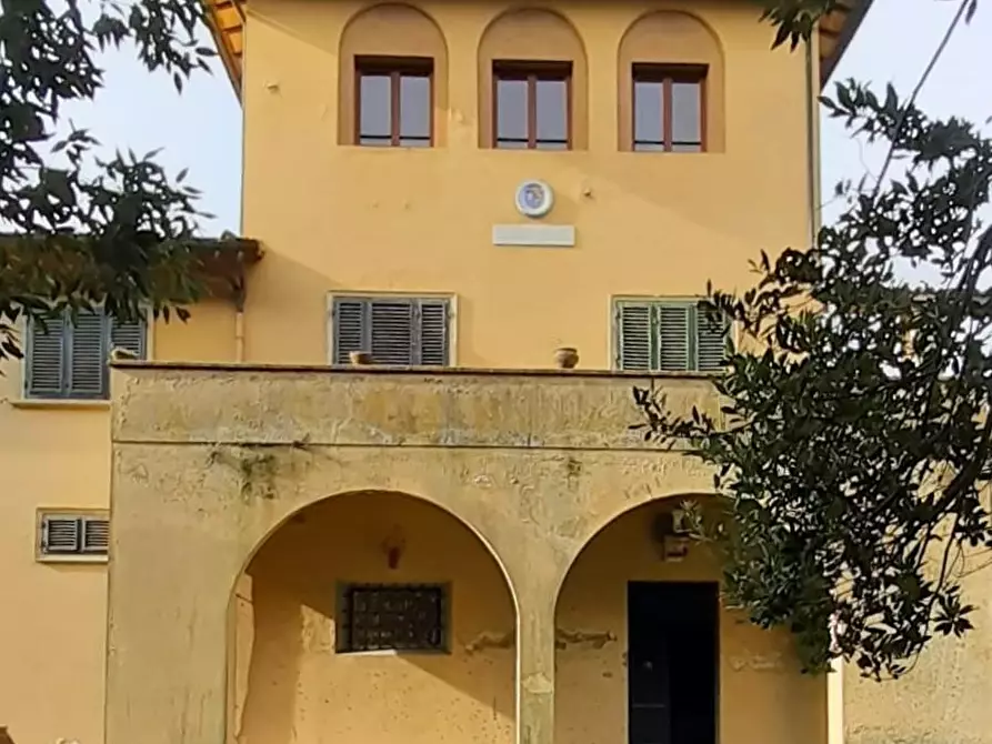 Immagine 1 di Villa in vendita  a San Miniato