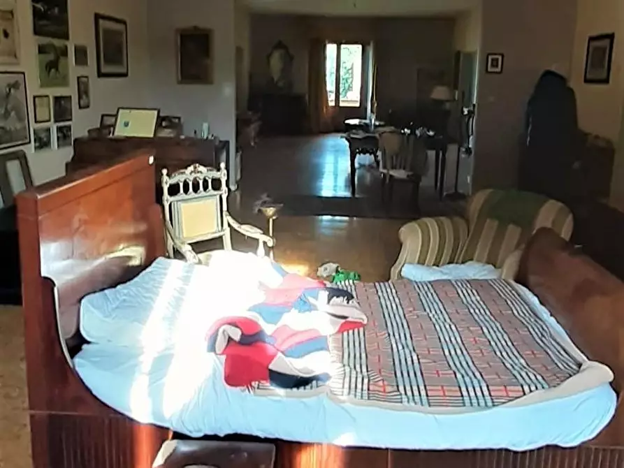 Immagine 14 di Villa in vendita  a San Miniato