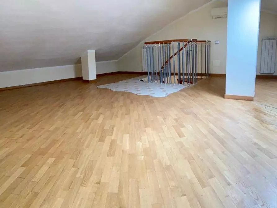 Immagine 10 di Casa bifamiliare in vendita  a San Giuliano Terme