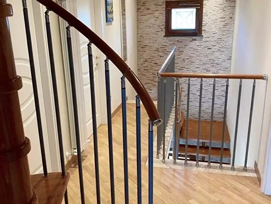 Immagine 6 di Casa bifamiliare in vendita  a San Giuliano Terme