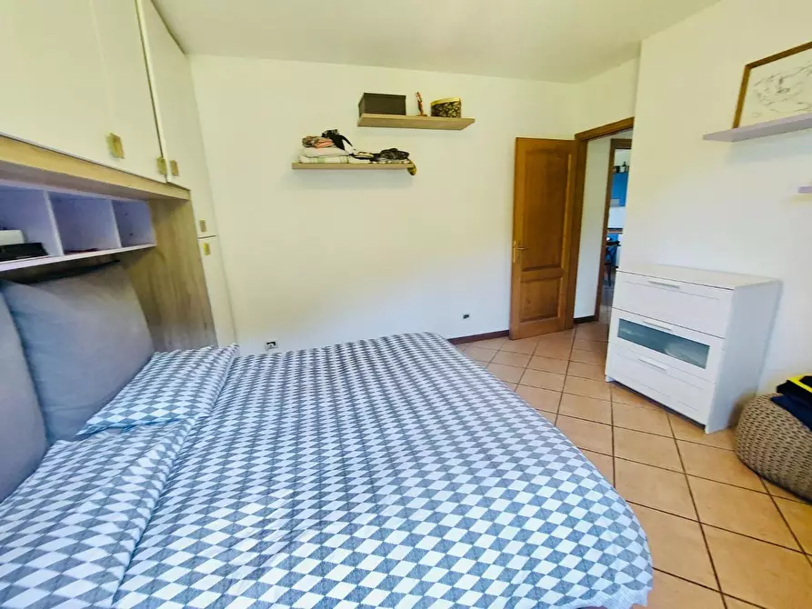 Immagine 18 di Villa in vendita  a Massarosa