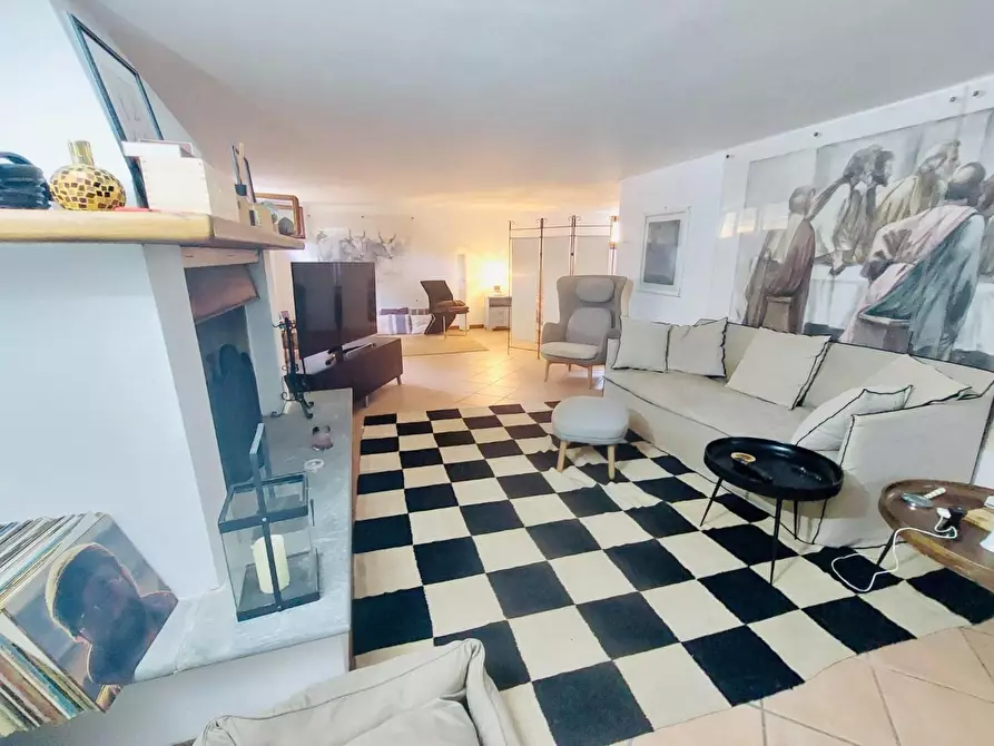 Immagine 25 di Villa in vendita  a Massarosa