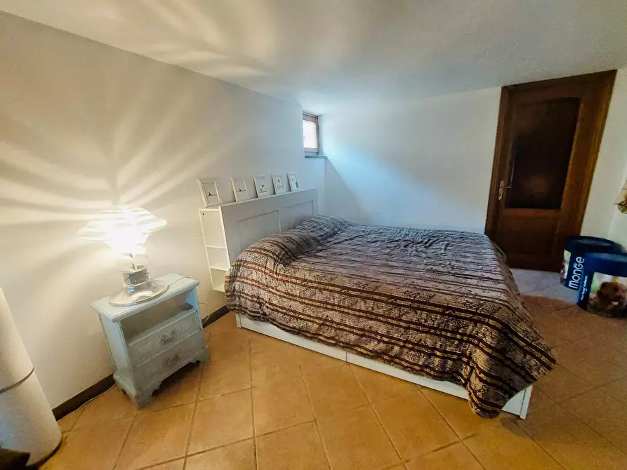 Immagine 21 di Villa in vendita  a Massarosa