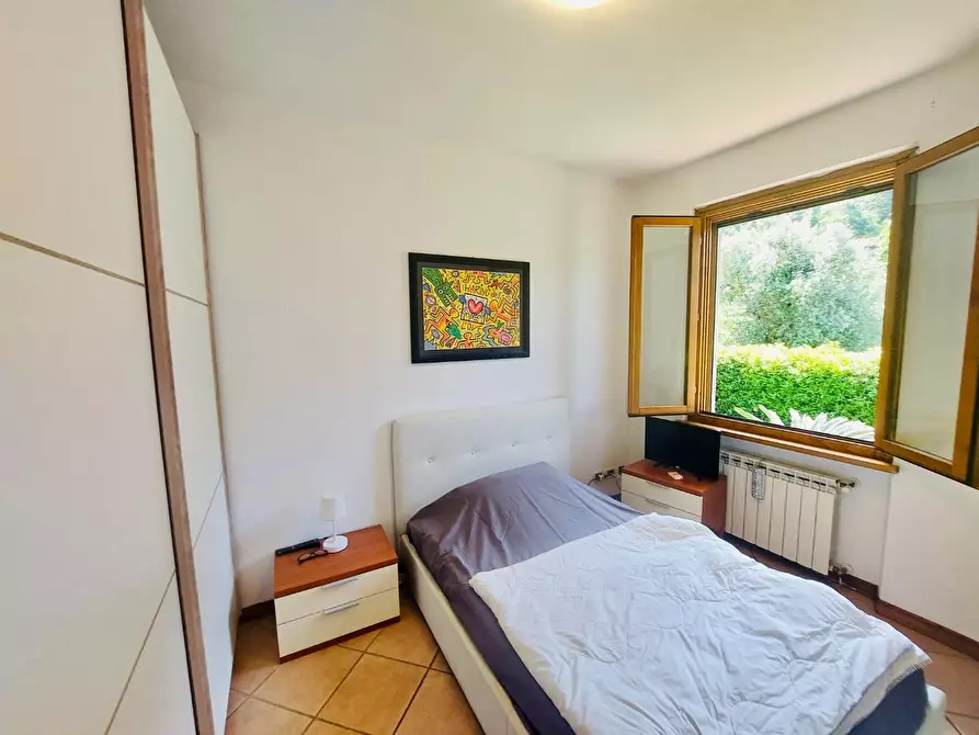 Immagine 15 di Villa in vendita  a Massarosa