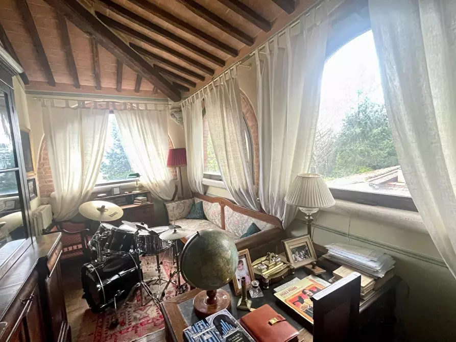 Immagine 35 di Casa colonica in vendita  a Asciano