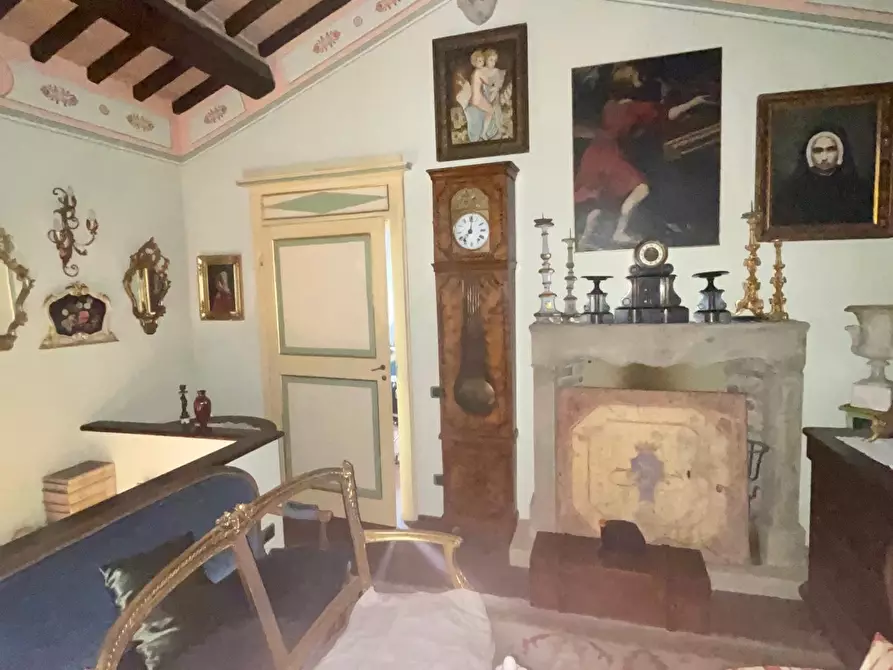 Immagine 30 di Casa colonica in vendita  a Asciano