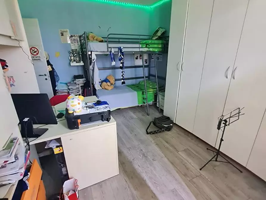 Immagine 13 di Villa in vendita  a Capannori