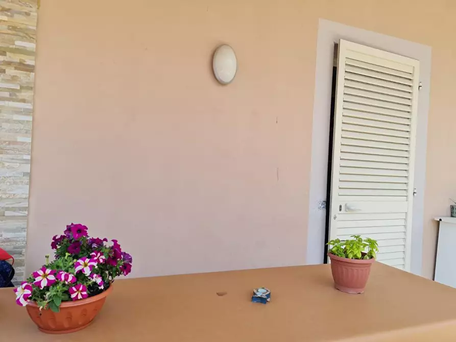 Immagine 12 di Villa in vendita  a Capannori