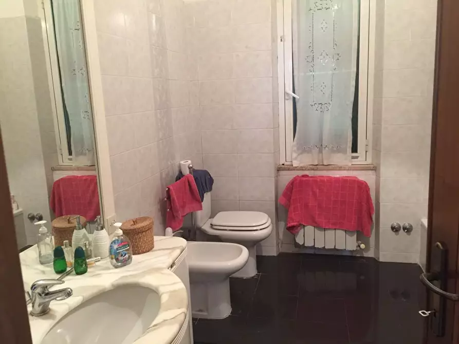 Immagine 17 di Villa in vendita  a Castelnuovo Magra