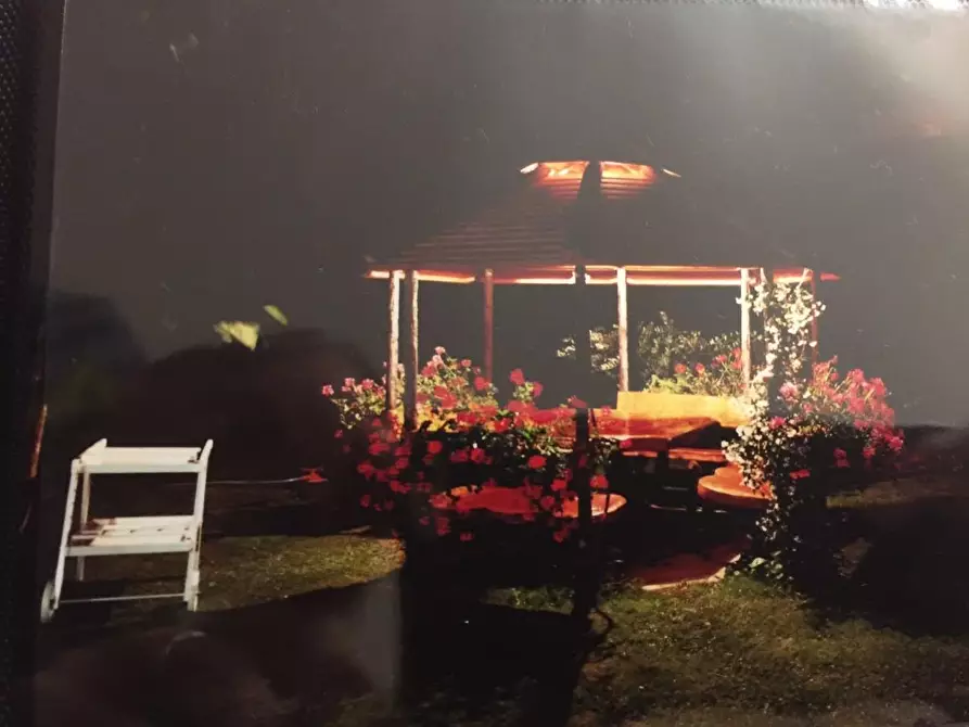 Immagine 12 di Villa in vendita  a Castelnuovo Magra