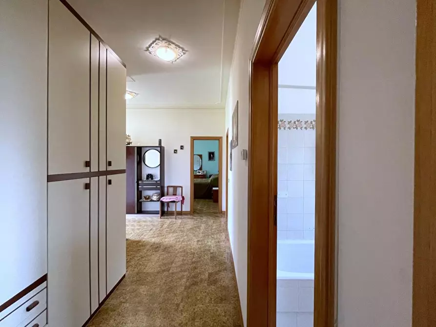 Immagine 25 di Casa indipendente in vendita  a Camaiore