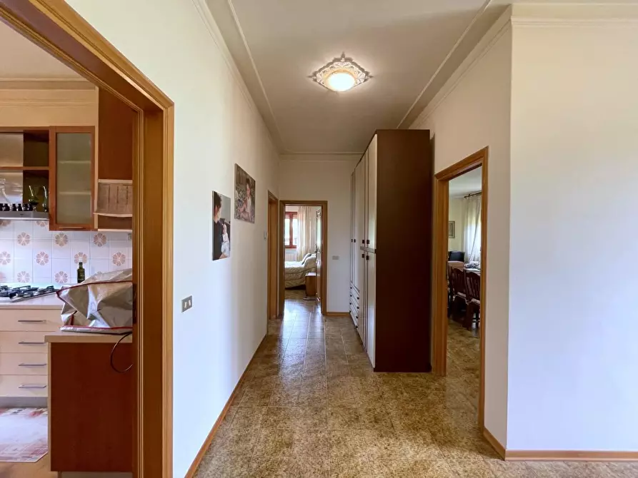 Immagine 32 di Casa indipendente in vendita  a Camaiore