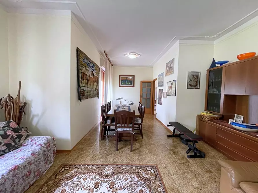 Immagine 7 di Casa indipendente in vendita  a Camaiore
