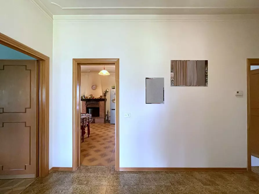 Immagine 4 di Casa indipendente in vendita  a Camaiore