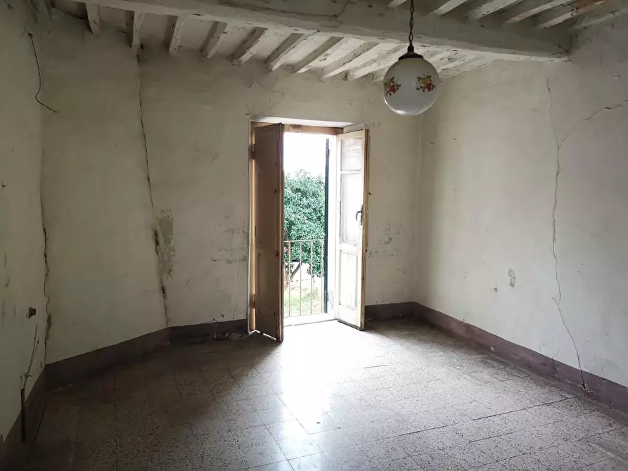 Immagine 16 di Terratetto in vendita  a Massa
