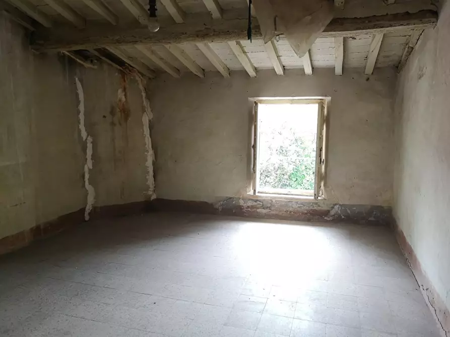 Immagine 19 di Terratetto in vendita  a Massa