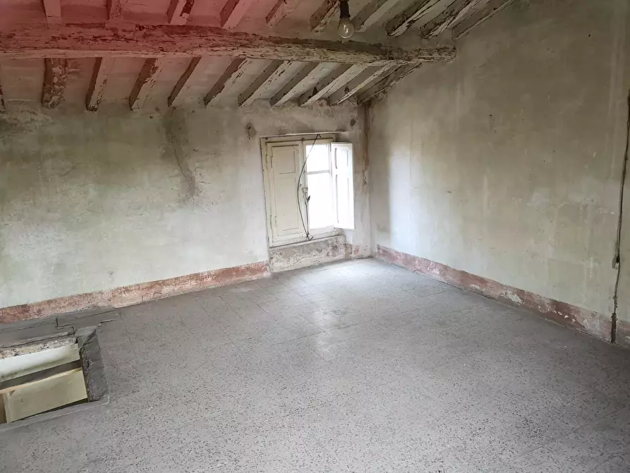 Immagine 20 di Terratetto in vendita  a Massa