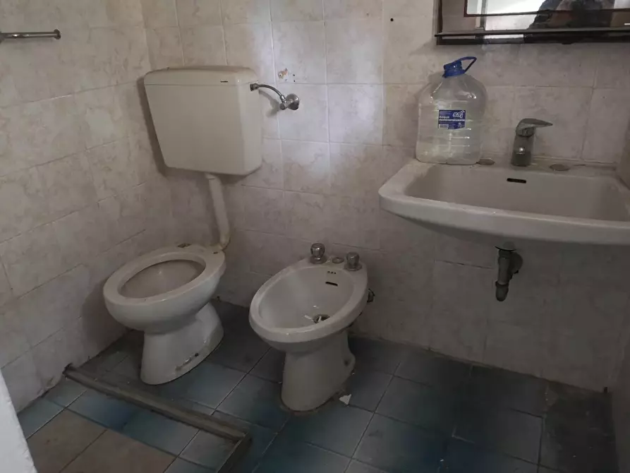 Immagine 27 di Terratetto in vendita  a Massa