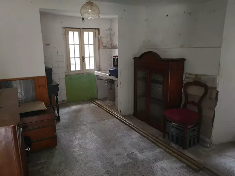 Immagine 22 di Terratetto in vendita  a Massa