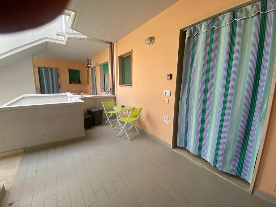 Immagine 11 di Appartamento in affitto  a Rosignano Marittimo